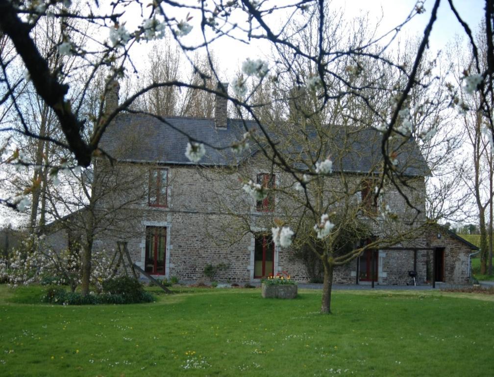 Bed and Breakfast Le Manoir du Butel à Saint-Amand  Extérieur photo