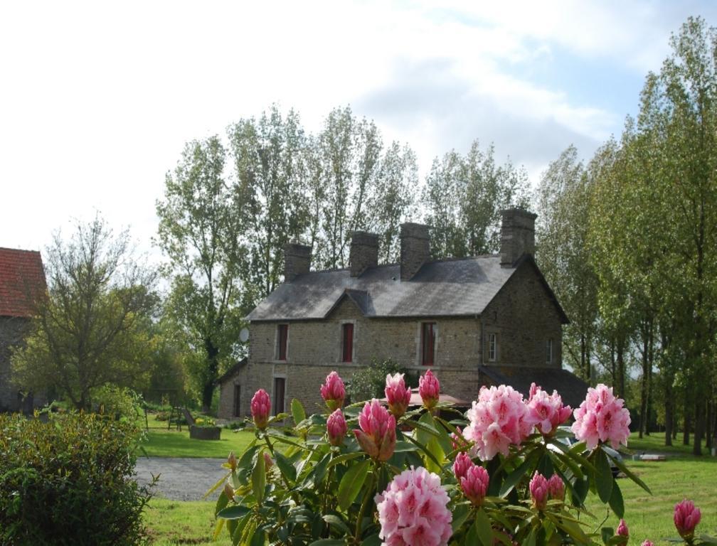 Bed and Breakfast Le Manoir du Butel à Saint-Amand  Extérieur photo